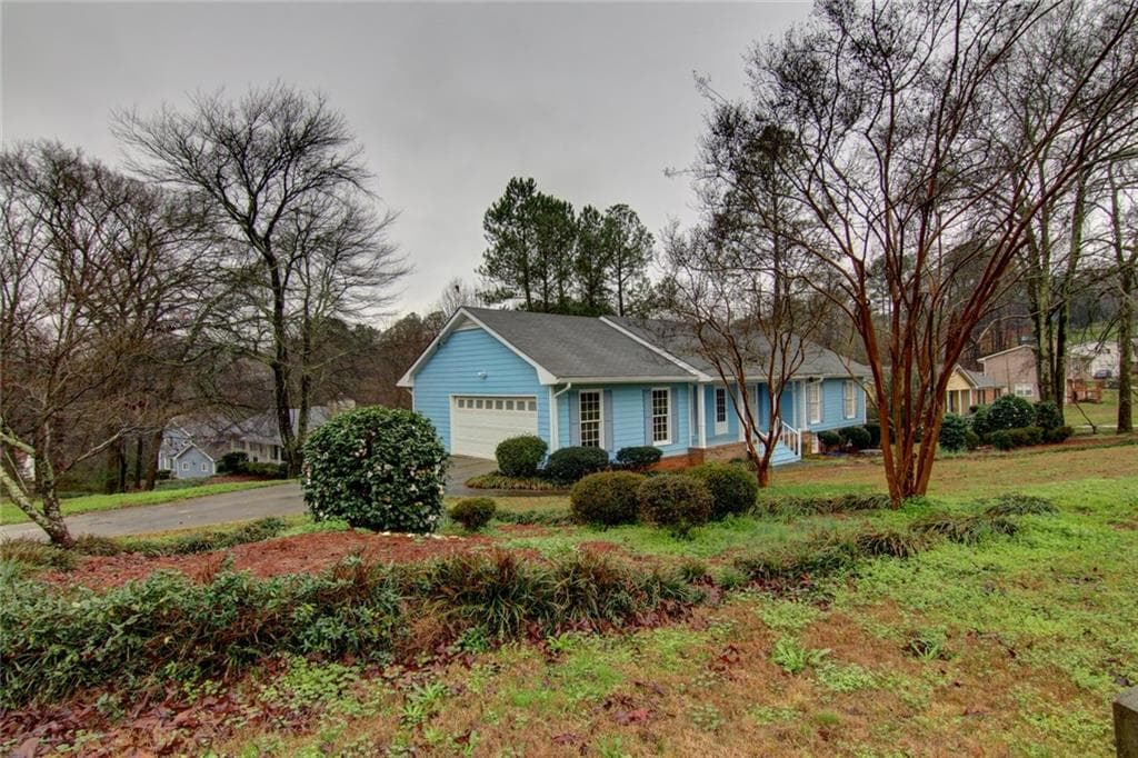 3 bedroom, 2,089 sq ft single family residence sold at 4278 Castle Gate Drive, Snellville, GA 30039