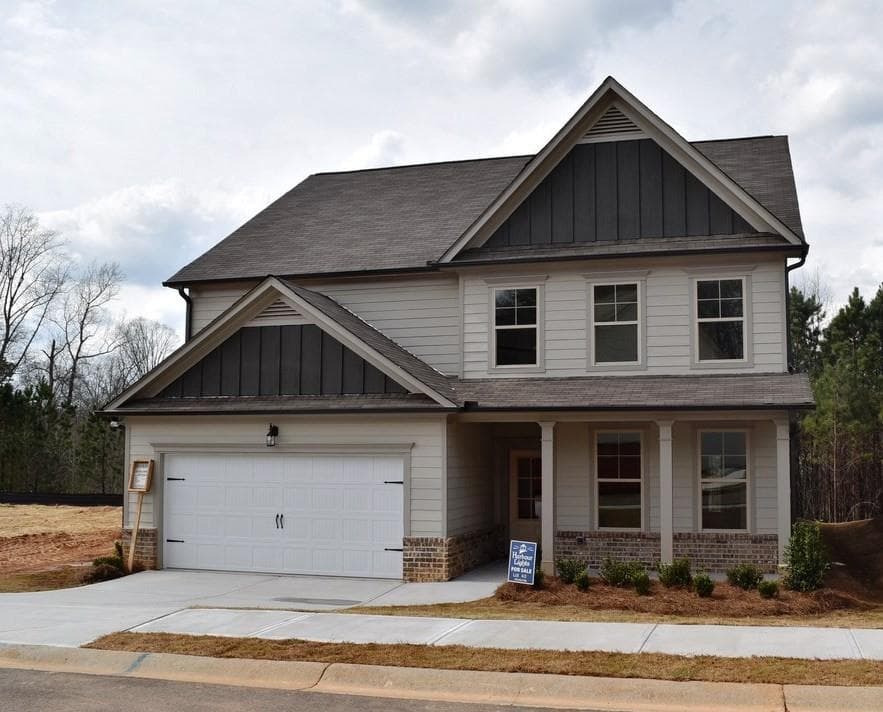 5 bedroom single family residence sold at 5910 Watersdown Way, Flowery Branch, GA 30542