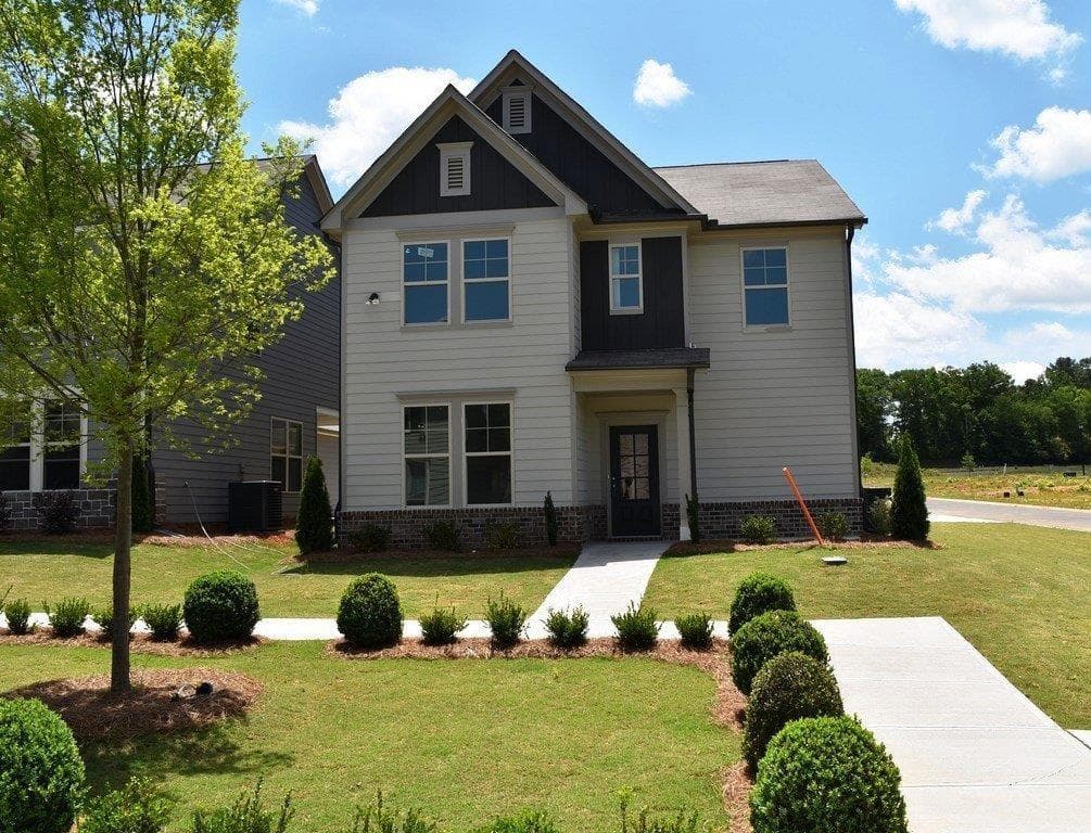 6019 Yacht Way, Flowery Branch, GA 30542 — most recent listing photo