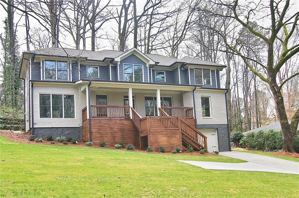 4 bedroom, 2,400 sq ft single family residence sold at 1851 Fern Creek Lane, Atlanta, GA 30329
