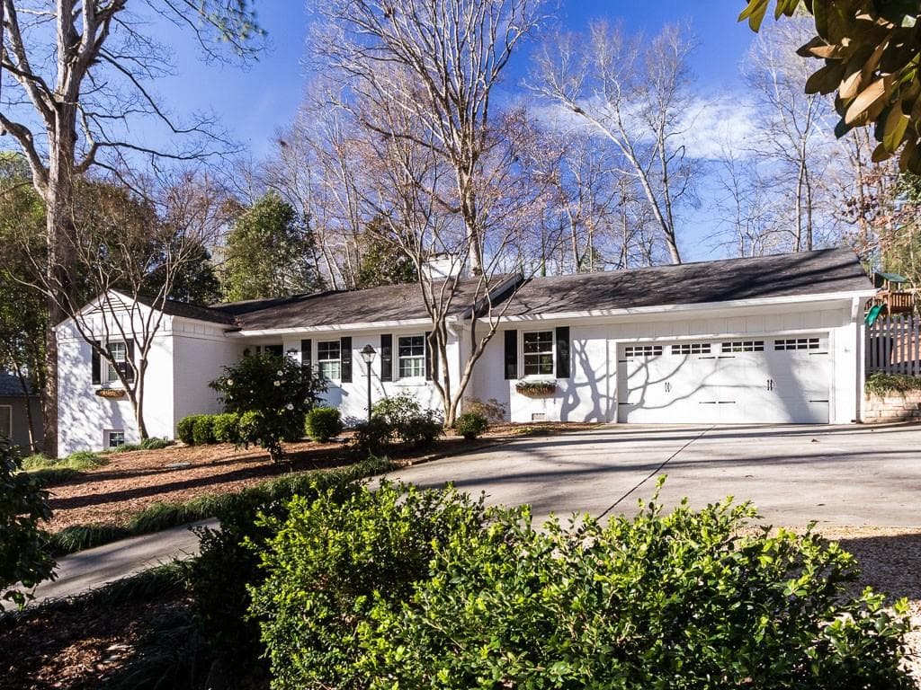 4 bedroom, 3,596 sq ft single family residence sold at 4822 Lake Forrest Drive, Atlanta, GA 30342