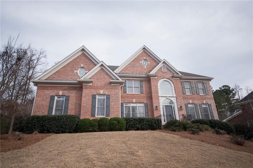 5 bedroom, 3,692 sq ft single family residence sold at 751 Bentgrass Court, Dacula, GA 30019
