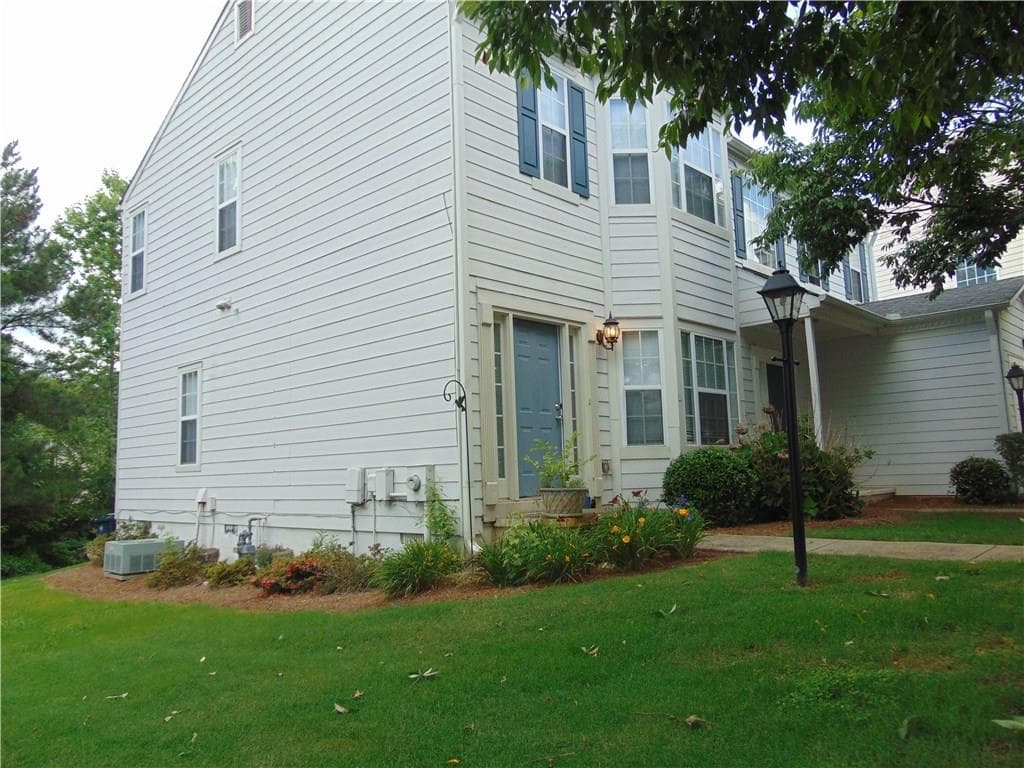 4372 Thorngate Lane, Acworth, GA 30101 — most recent listing photo