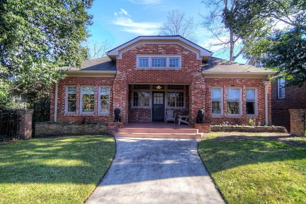 4 bedroom, 3,211 sq ft single family residence sold at 1201 Monroe Drive, Atlanta, GA 30306