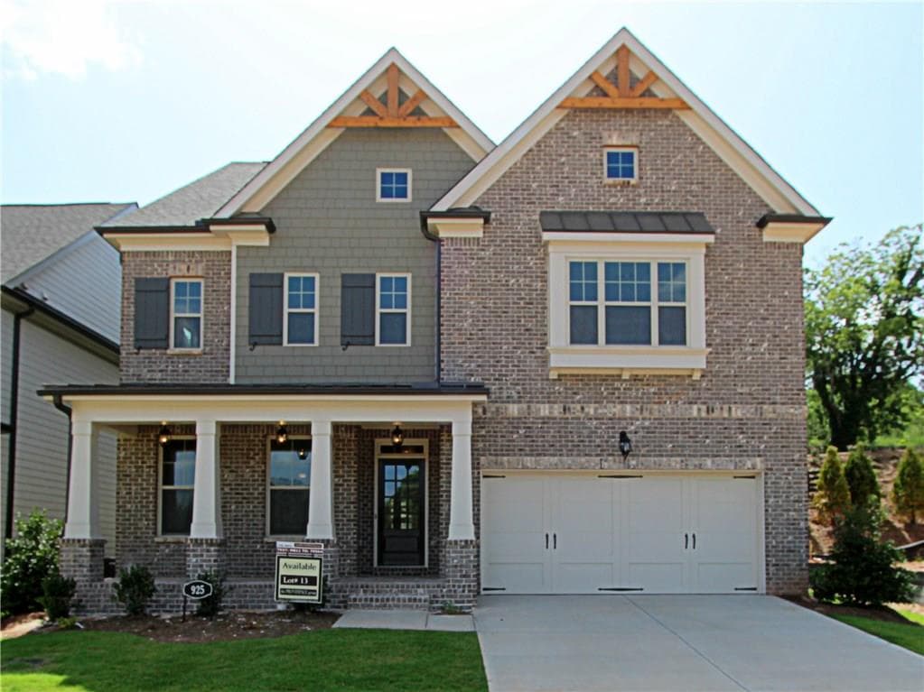 5 bedroom, 4,192 sq ft single family residence sold at 925 Hargrove Point Way, Alpharetta, GA 30004