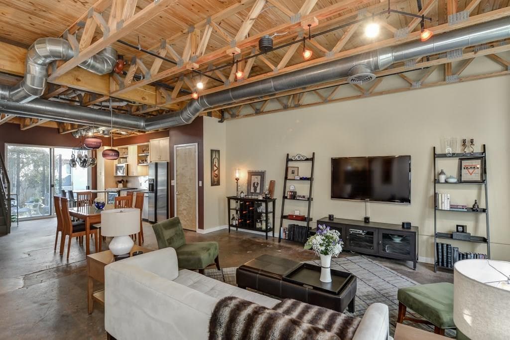 2 bedroom, 1,680 sq ft condominium sold at 1661 La France Street 326, Atlanta, GA 30307