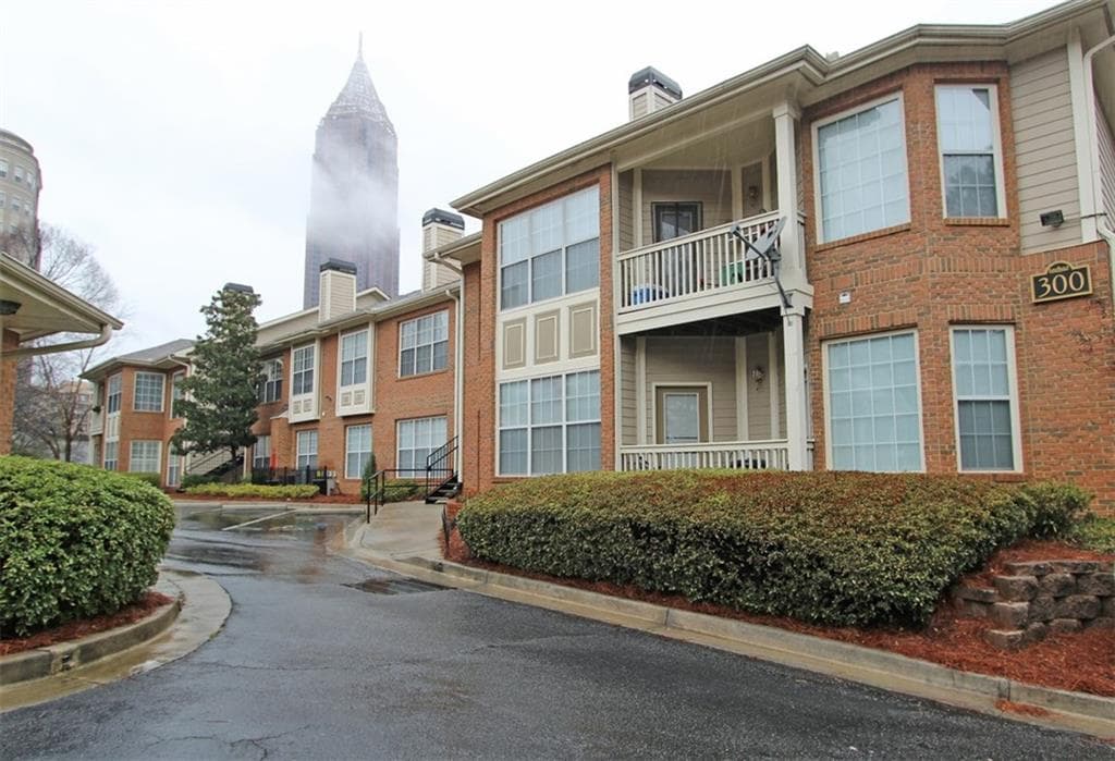 2 bedroom, 1,316 sq ft condominium sold at 200 Renaissance Parkway 304, Atlanta, GA 30308