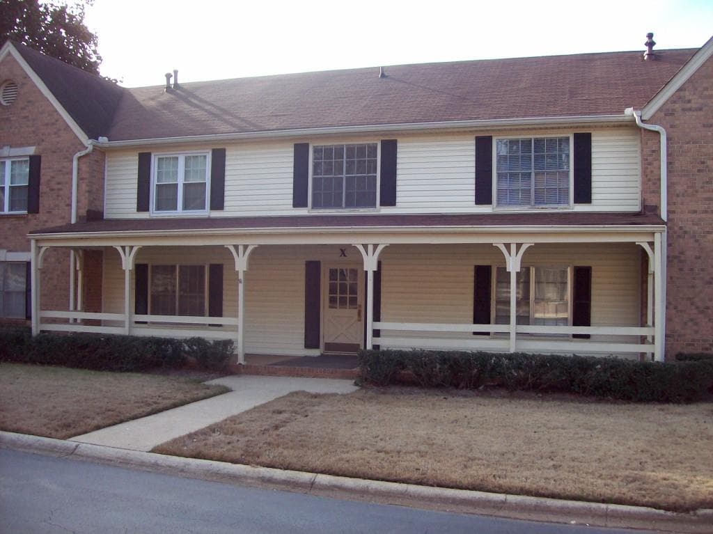 2 bedroom, 1,385 sq ft condominium sold at 3825 LAVISTA Road X-1, Tucker, GA 30084