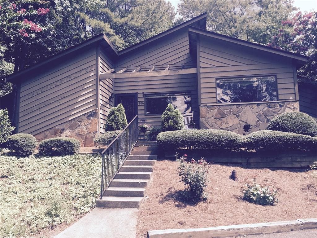 866 Bonnie Glen Drive, Marietta, GA 30067 — most recent listing photo