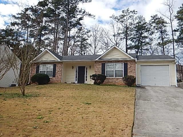 8185 Autumn Green Drive, Fairburn, GA 30213 — most recent listing photo