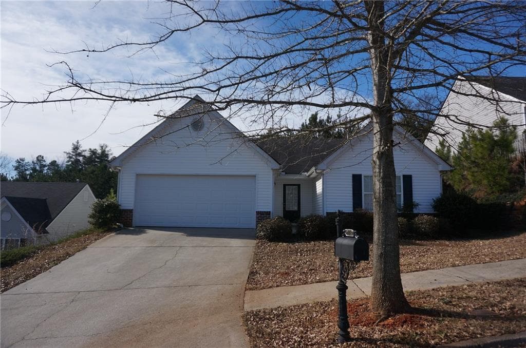3 bedroom single family residence sold at 2085 Mina Lane Drive, Buford, GA 30518
