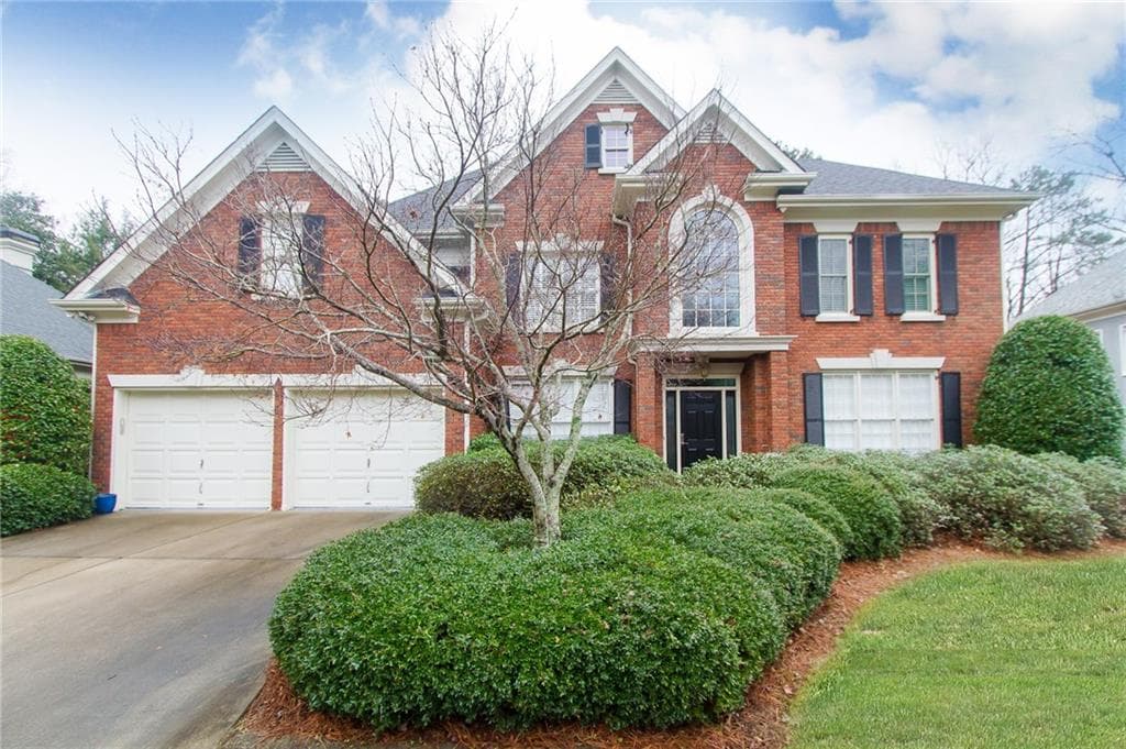 4101 Paran Pointe Drive, Atlanta, GA 30327 — most recent listing photo
