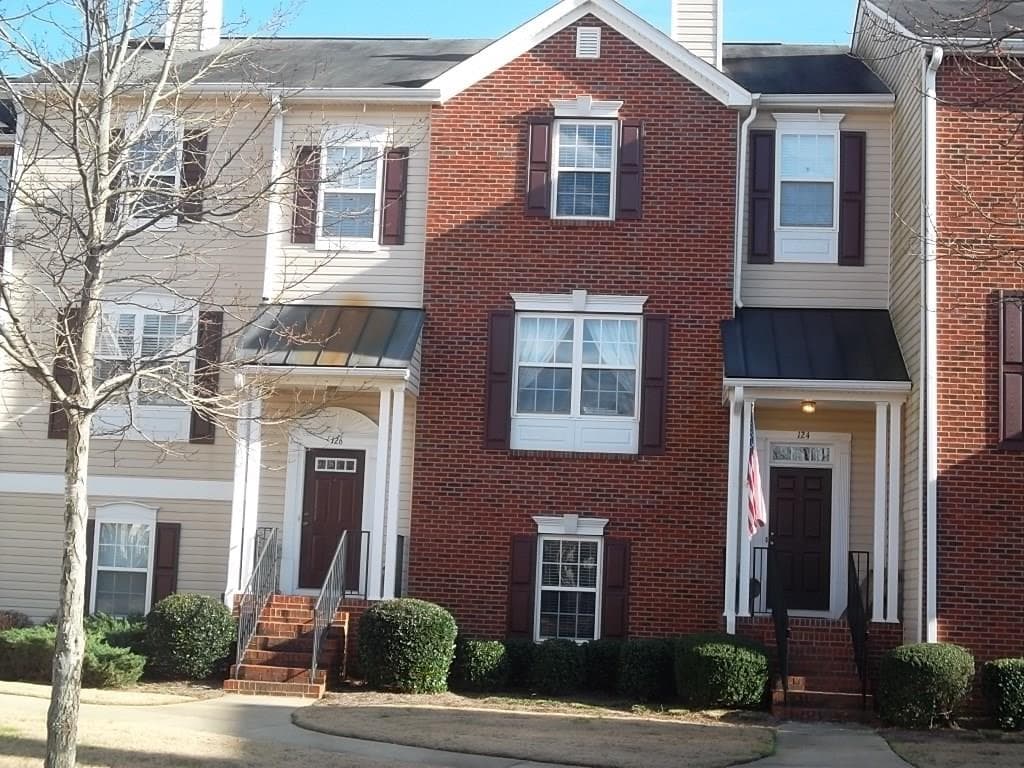 3 bedroom townhouse sold at 124 WEATHERSTONE SQUARE Drive 124, Woodstock, GA 30188