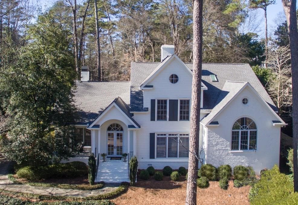 4 bedroom, 3,586 sq ft single family residence sold at 4242 W Club Lane, Atlanta, GA 30319
