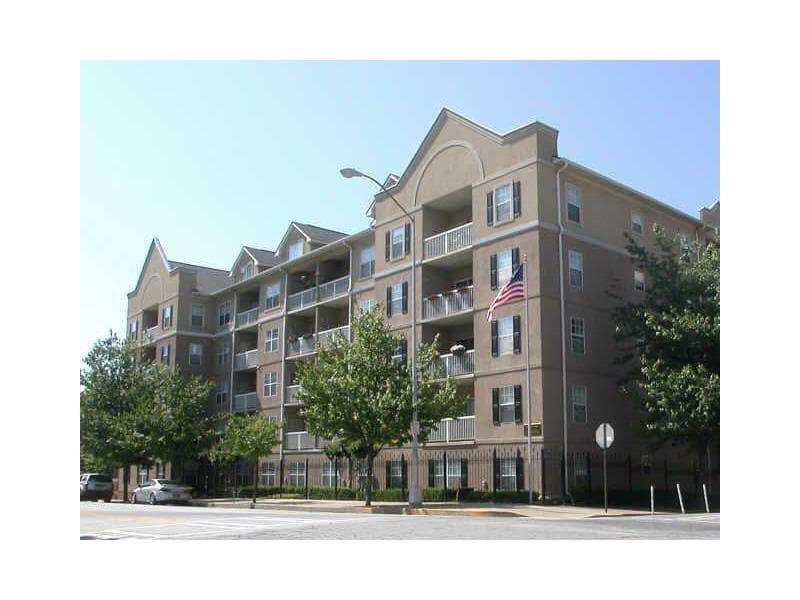 1074 Peachtree Walk B-414, Atlanta, GA 30309 — most recent listing photo
