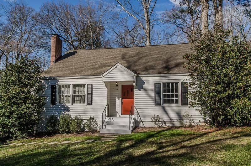 4 bedroom, 1,984 sq ft single family residence sold at 1302 Roxboro Drive, Atlanta, GA 30324