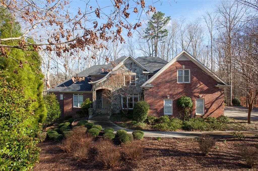 925 Dunster Court, Alpharetta, GA 30009 — most recent listing photo
