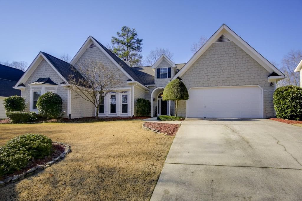 3 bedroom, 2,875 sq ft single family residence sold at 1447 Hadaway Trail, Lawrenceville, GA 30043