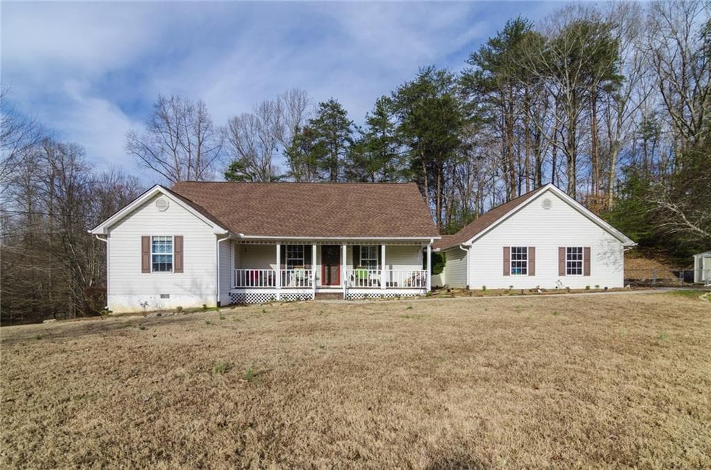 3 bedroom, 2,050 sq ft single family residence sold at 105 Pinewood Place, Dahlonega, GA 30533