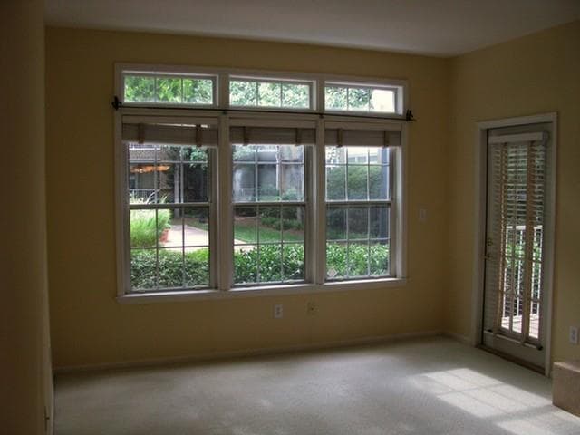 1 bedroom, 881 sq ft condominium sold at 220 Renaissance Parkway 2101, Atlanta, GA 30308