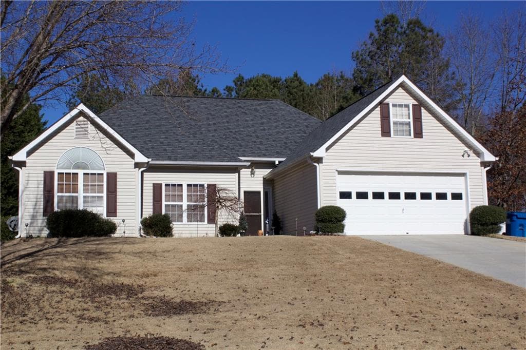 3 bedroom, 1,601 sq ft single family residence sold at 1605 Snow Hill Drive, Lawrenceville, GA 30045
