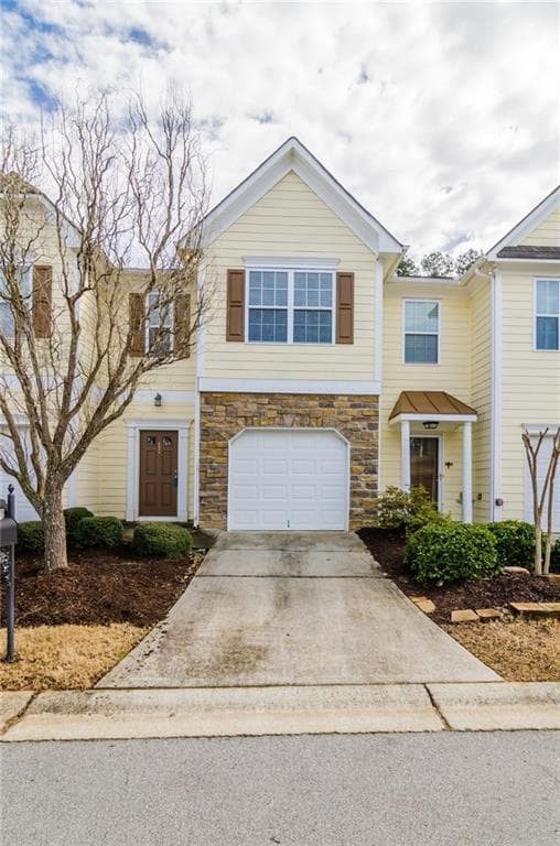 6532 Mallard Cove Lane, Flowery Branch, GA 30542 — most recent listing photo