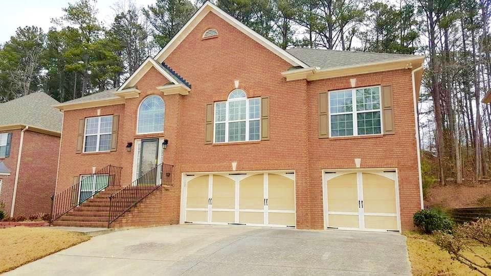 3047 Brookwood Oak Lane, Lilburn, GA 30047 — most recent listing photo