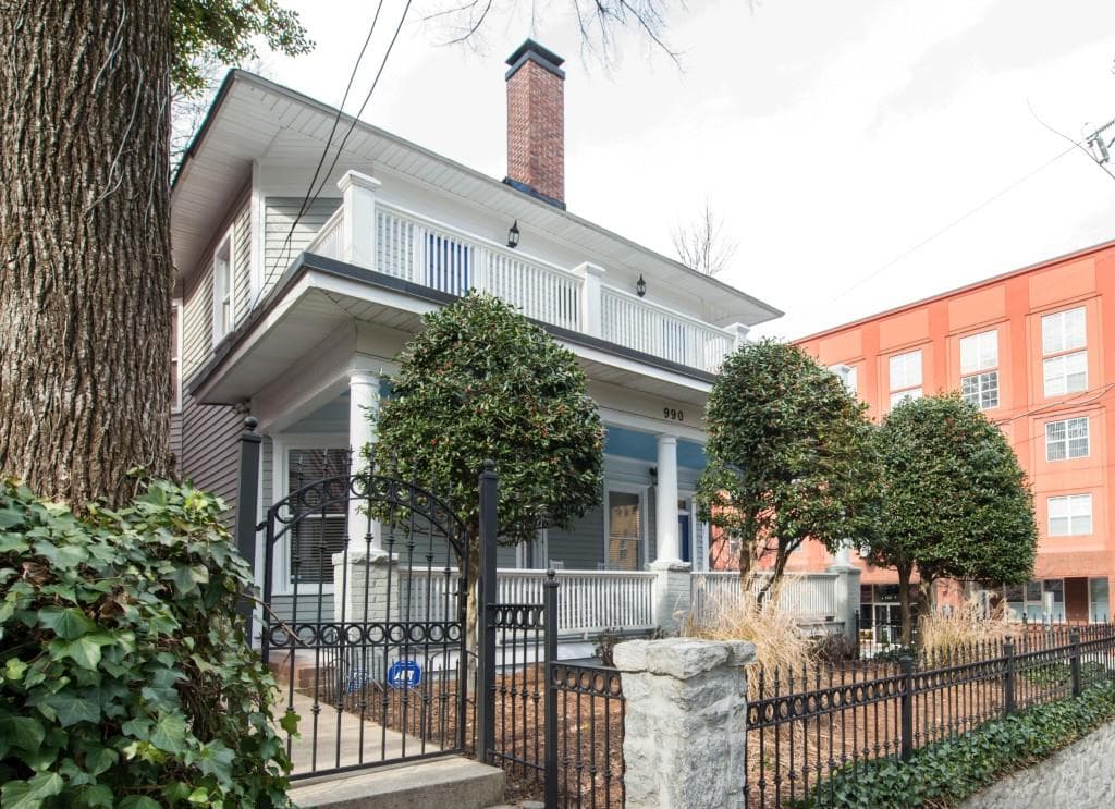 3 bedroom, 3,004 sq ft single family residence sold at 990 Myrtle Street, Atlanta, GA 30309