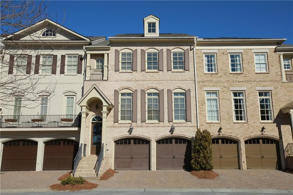 9042 Riverbend Manor 9042, Alpharetta, GA 30022 — most recent listing photo