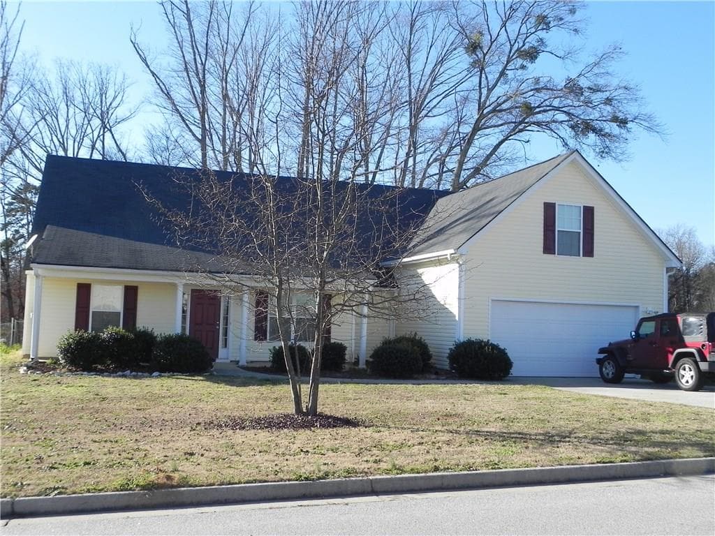 3 bedroom, 2,544 sq ft single family residence sold at 15 Creek Bend Trail, Oxford, GA 30054