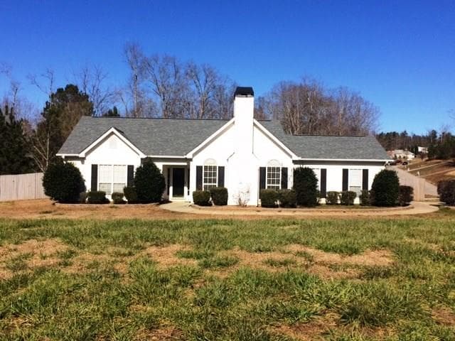 10 Hemlock Drive, Newnan, GA 30263 — most recent listing photo