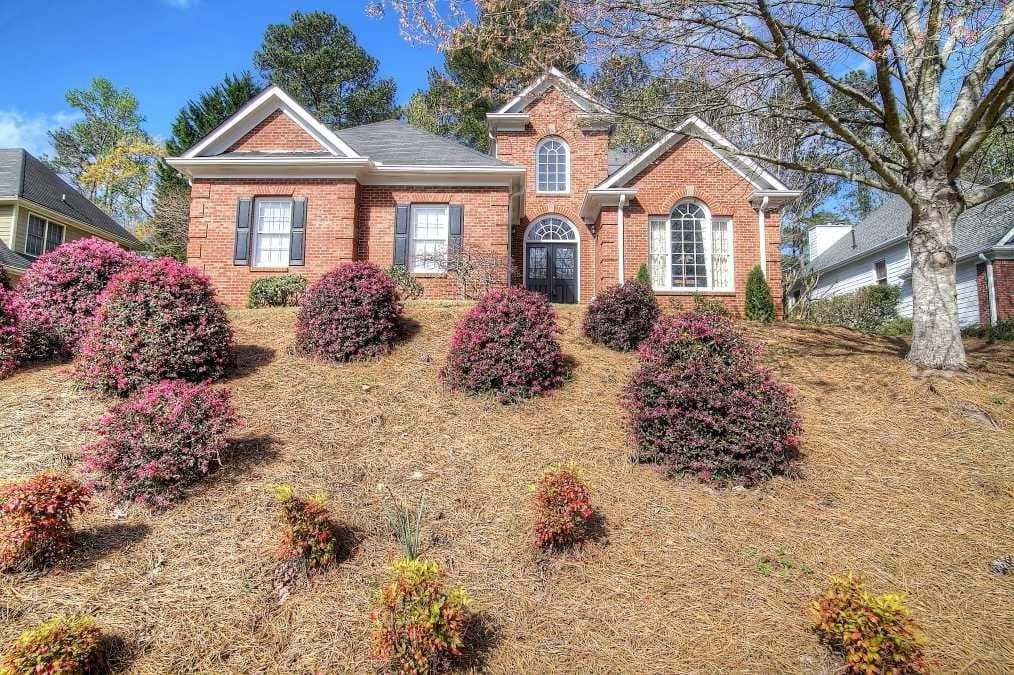 4 bedroom single family residence sold at 110 Vickery Lane, Roswell, GA 30075
