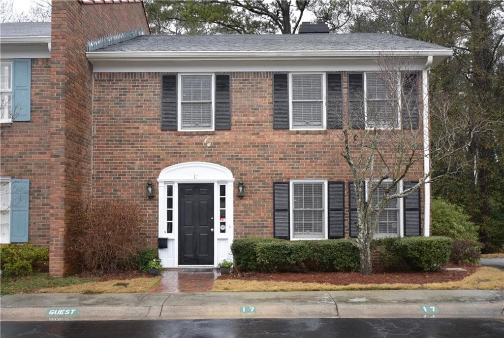 3 bedroom, 1,944 sq ft condominium sold at 4545 Wieuca Road 17, Atlanta, GA 30342