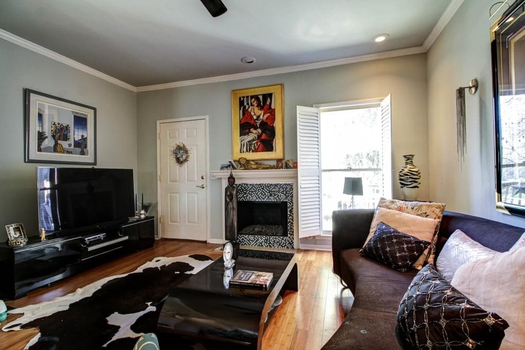 2 bedroom, 1,024 sq ft townhouse sold at 658 Park Village Drive 658, Atlanta, GA 30306