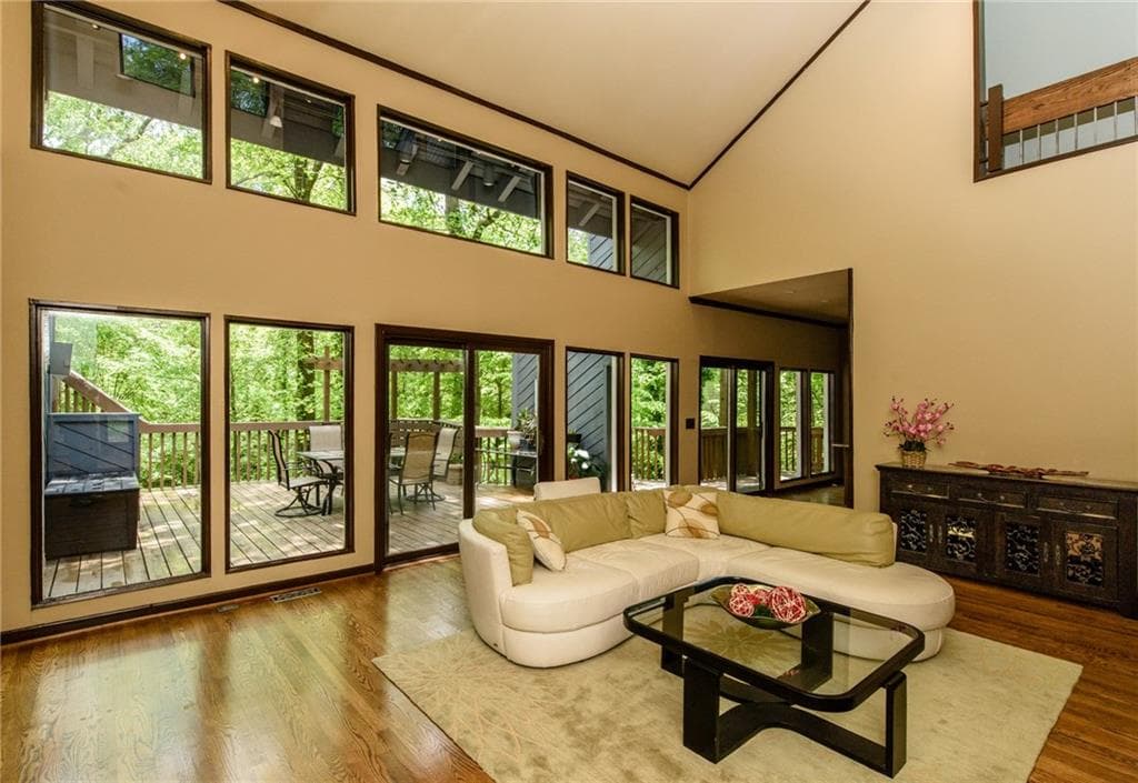 6 bedroom, 3,132 sq ft single family residence sold at 2875 Margaret Mitchell Drive, Atlanta, GA 30327