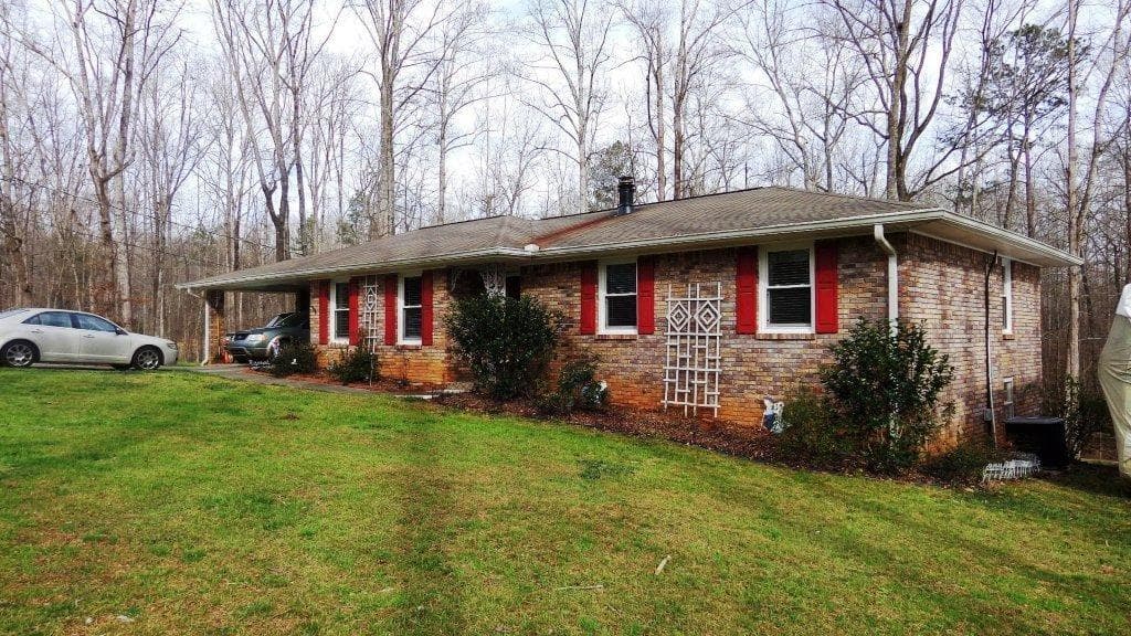260 E Lake Drive, Fayetteville, GA 30214 — most recent listing photo