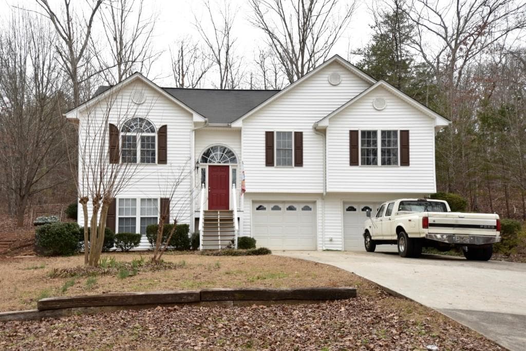 3636 Looper Lake Point, Gainesville, GA 30506 — most recent listing photo
