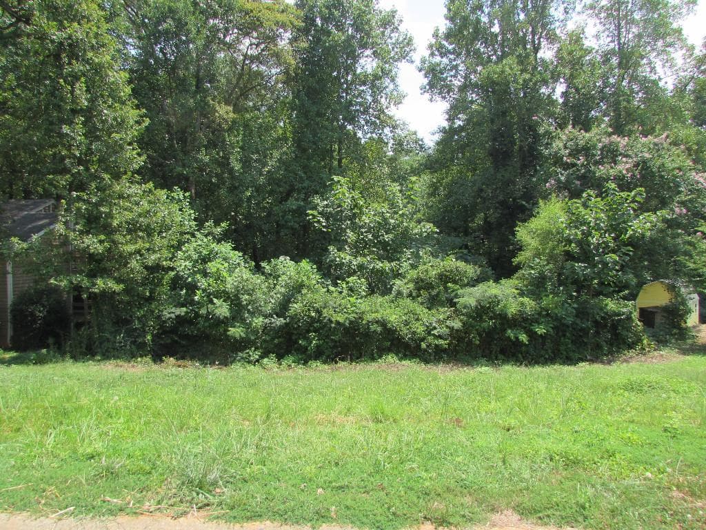 5435 N Fork Drive, Lilburn, GA 30047 — most recent listing photo