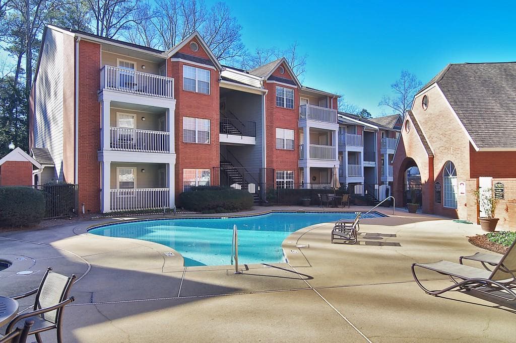 1 bedroom, 688 sq ft condominium sold at 4105 Chastain Park Court, Atlanta, GA 30342