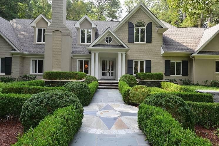 6 bedroom single family residence sold at 400 King Road, Atlanta, GA 30327
