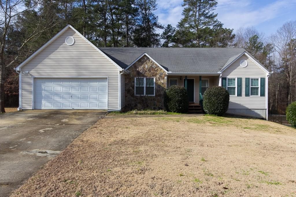 828 Burton Ridge Drive, Loganville, GA 30052 — most recent listing photo