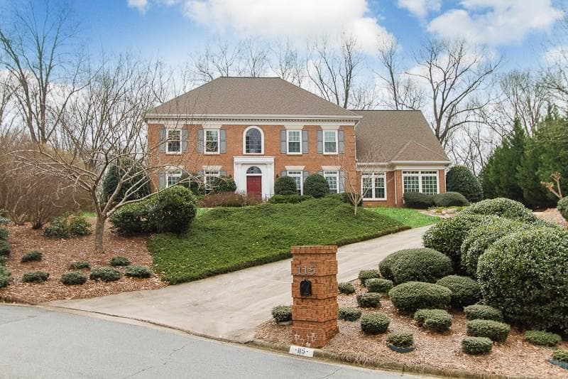 115 VIEW HILL Court, Sandy Springs, GA 30350 — most recent listing photo
