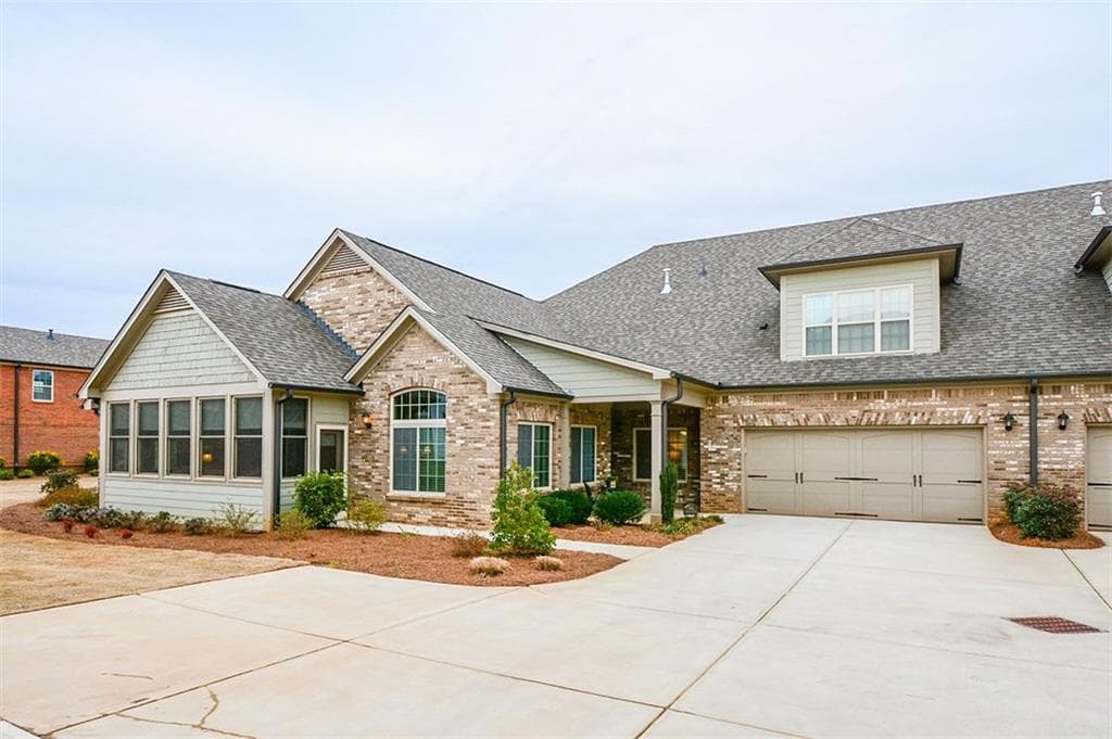 6125 Brookhaven Circle, Johns Creek, GA 30097 — most recent listing photo