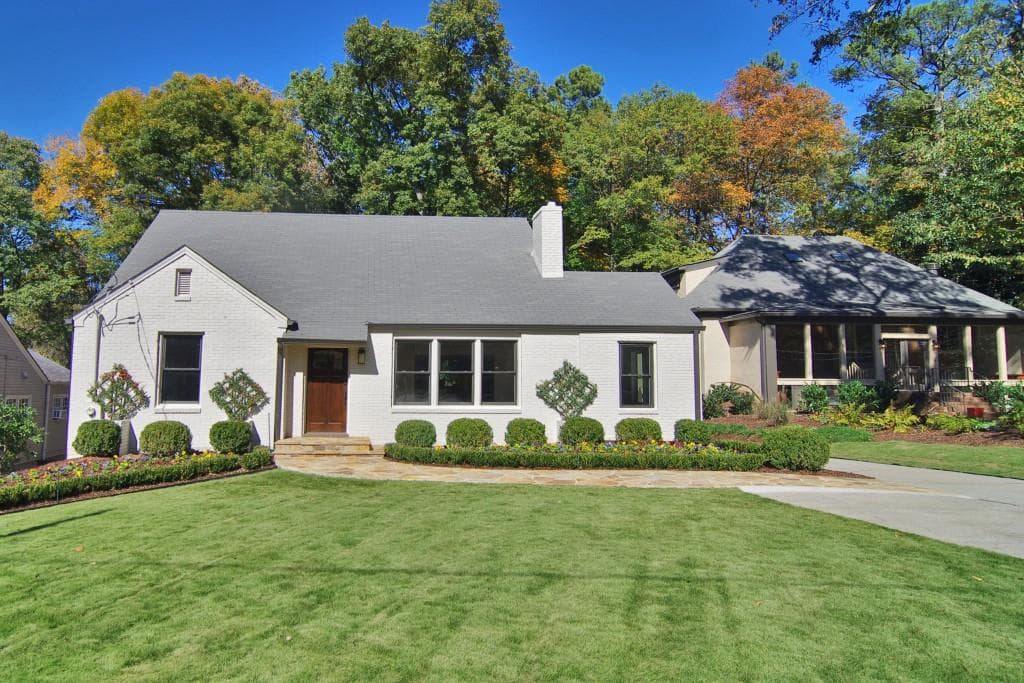 3 bedroom, 2,300 sq ft single family residence sold at 732 Hillpine Drive, Atlanta, GA 30306