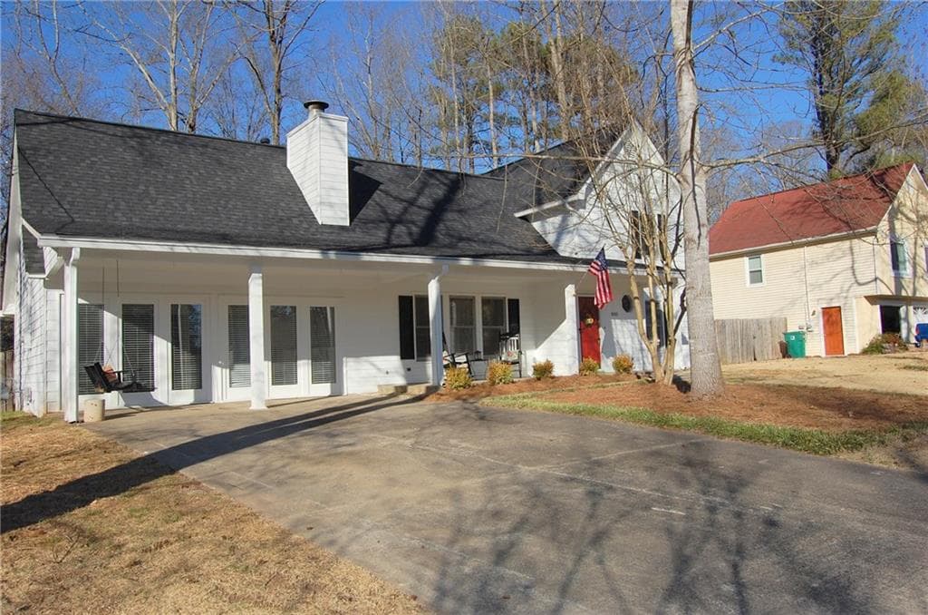 1010 Natalie Lane, Smyrna, GA 30082 — most recent listing photo