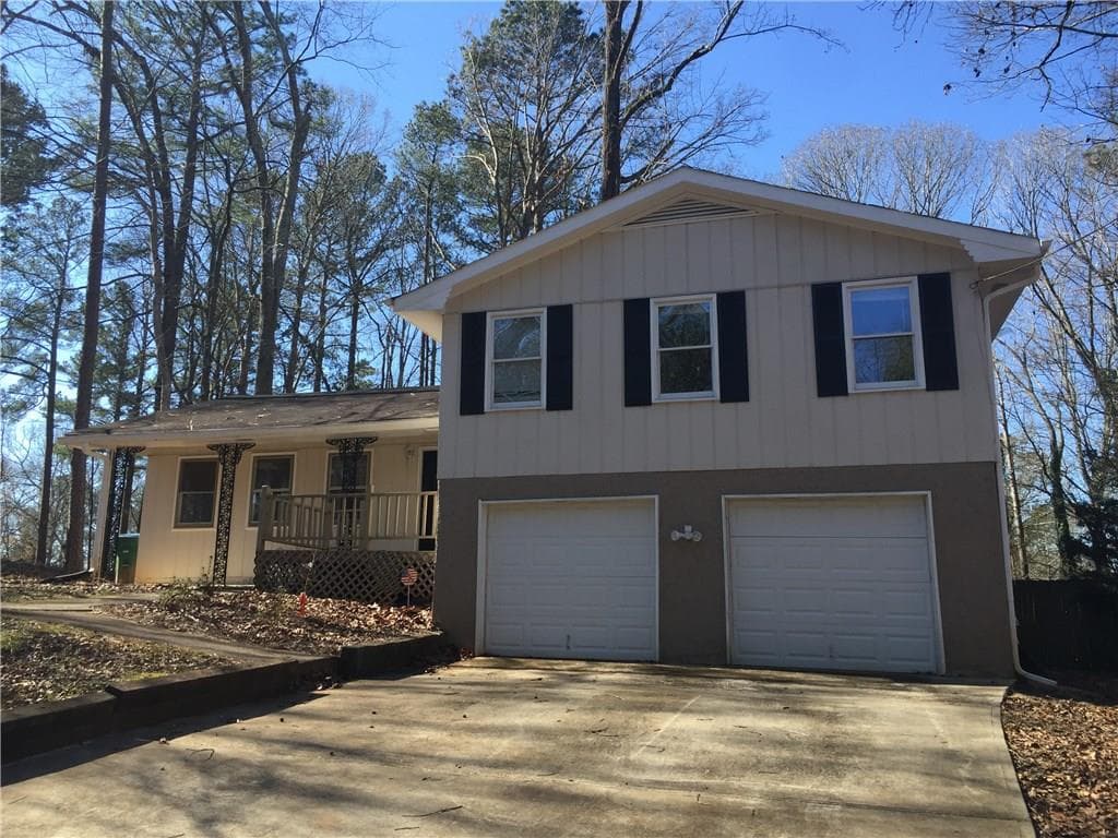 1725 Bull Run, Lilburn, GA 30047 — most recent listing photo
