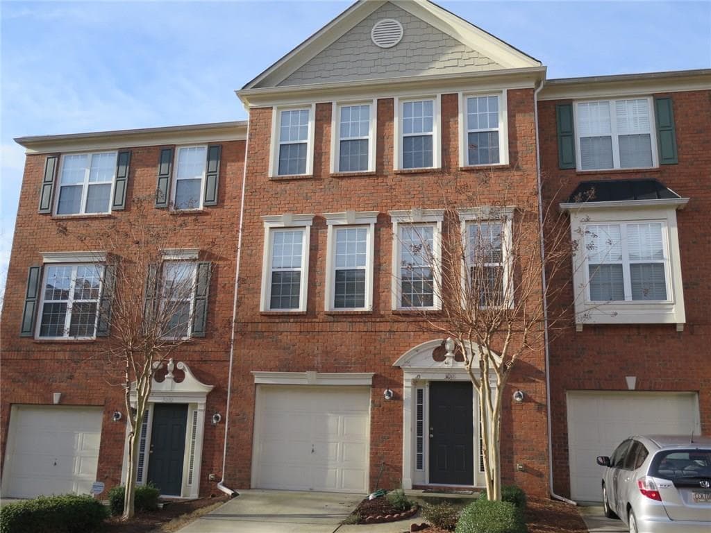 3018 Glendower Way, Roswell, GA 30075 — most recent listing photo
