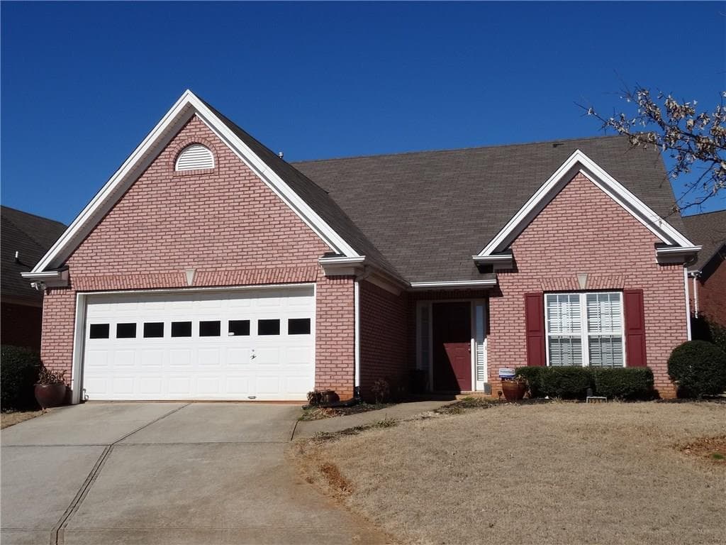 3 bedroom, 2,374 sq ft single family residence sold at 1215 Livery Circle, Lawrenceville, GA 30046