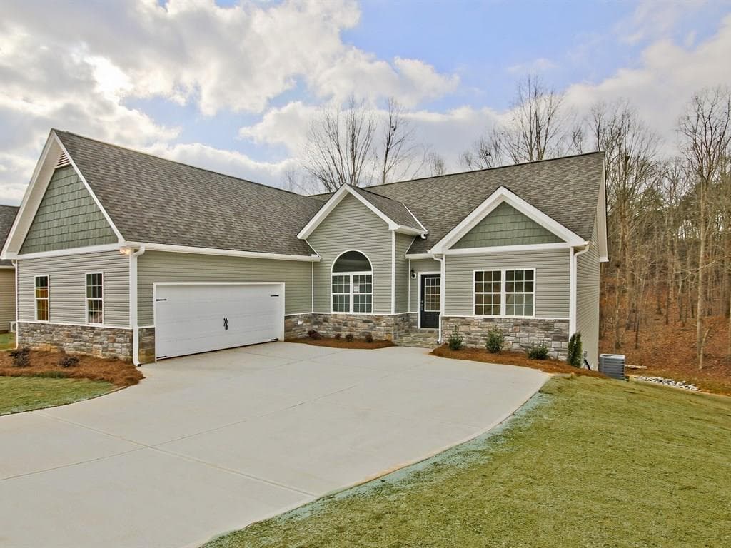5668 Deep Creek Court, Flowery Branch, GA 30542 — most recent listing photo