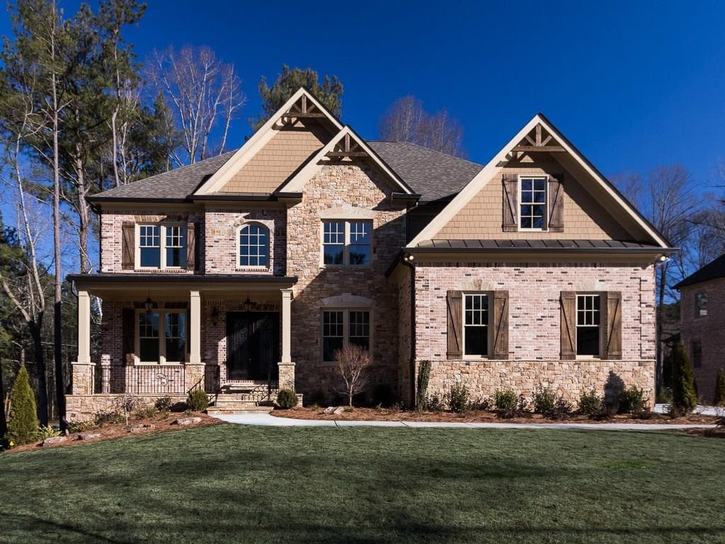 5 bedroom, 5,200 sq ft single family residence sold at 1040 Balmoral Road, Atlanta, GA 30319